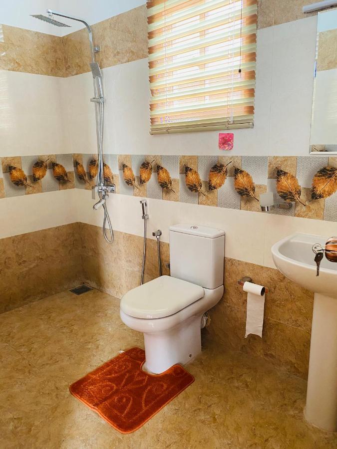 The Kingslayer Resort نيجومبو المظهر الخارجي الصورة