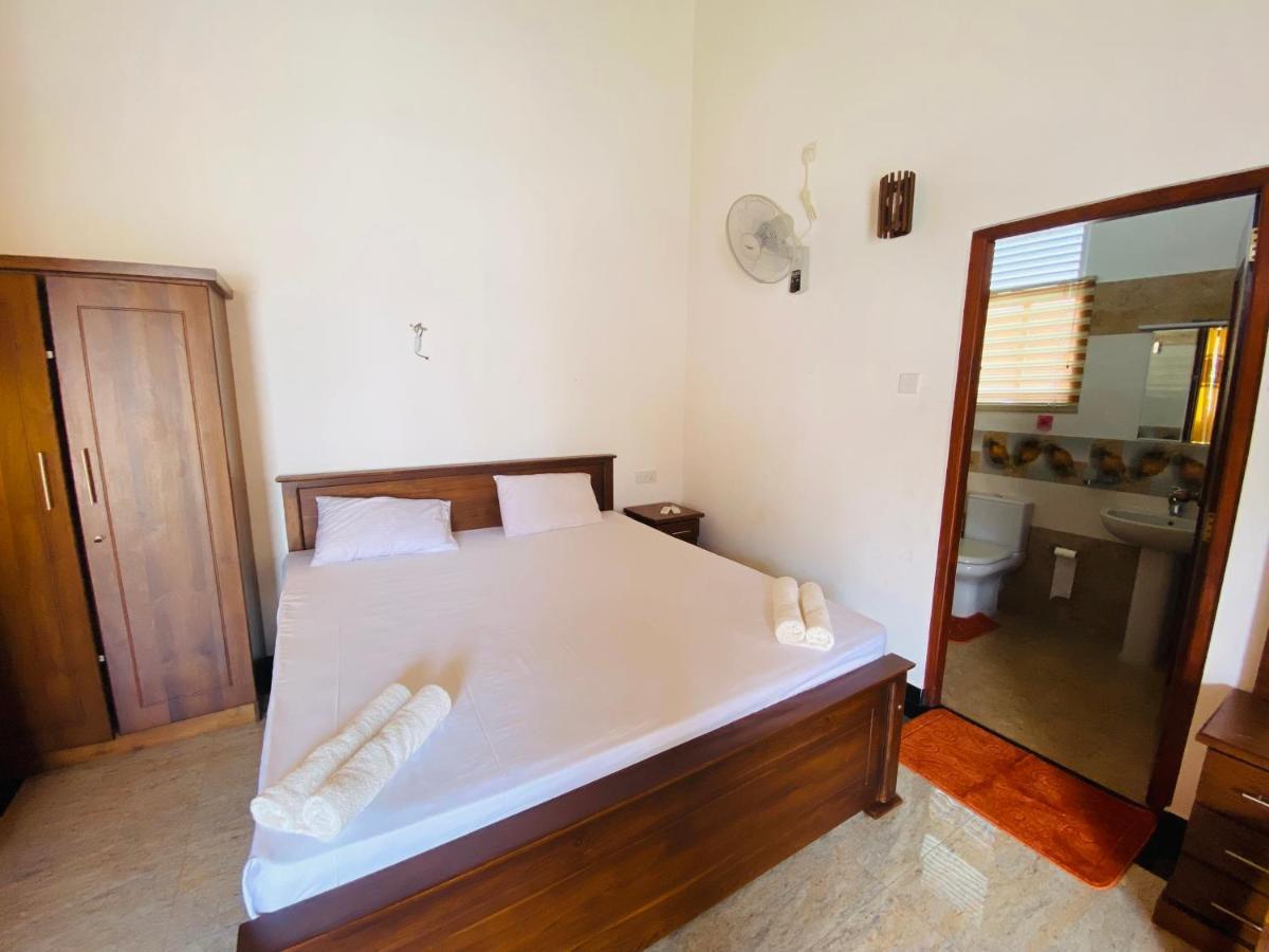 The Kingslayer Resort نيجومبو المظهر الخارجي الصورة