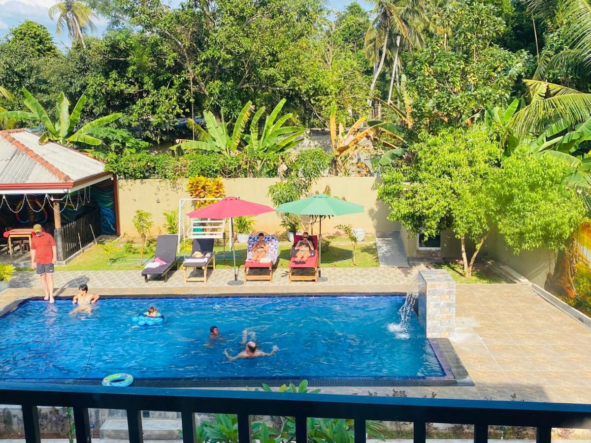 The Kingslayer Resort نيجومبو المظهر الخارجي الصورة